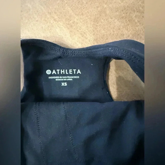 Athleta Tank W/ Built In Bra Black Women’s Size XS - Picture 5 of 8